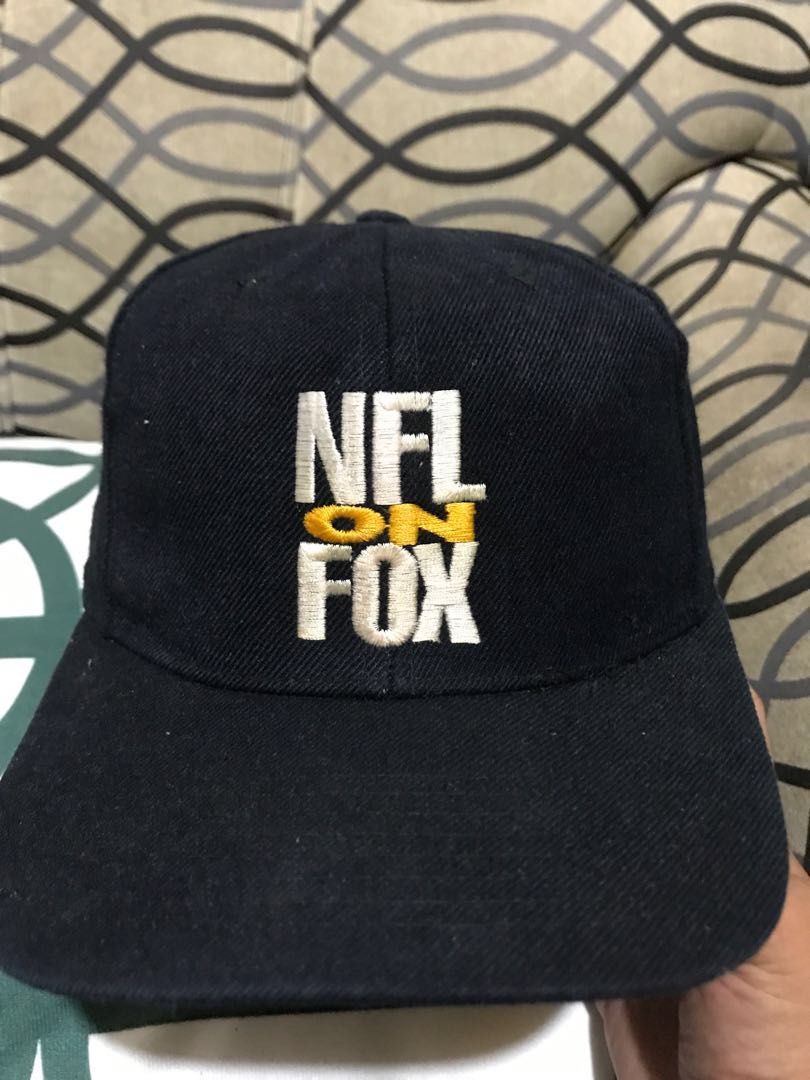 NFL Headmaster Vintage Cap (Category: Caps & Hats) located in Calapan. Submitted by axlefinestpicks (Listing ID 1154730820, Image 1). Description: Vintage Cap NFL On Fox Wool-Combi 1000 No issues Used item lang. Item by Headmaster Legit na vintage hindi custom. Invest sa vintage CAPatid wag sa ekeps.👌.