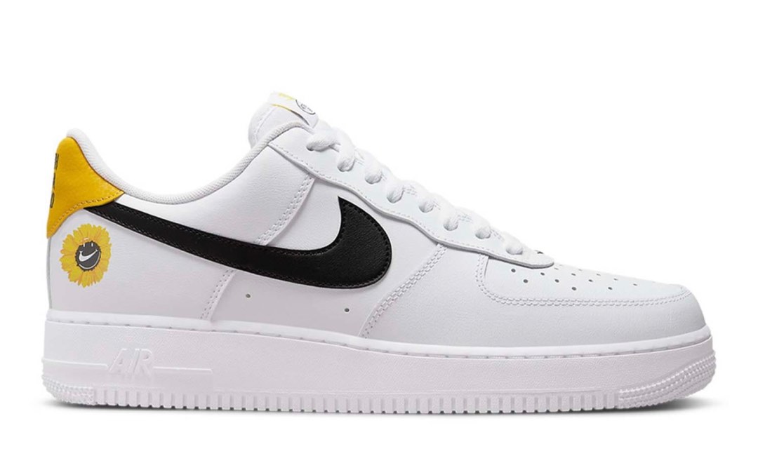 Air force 1 have a nike day mens store