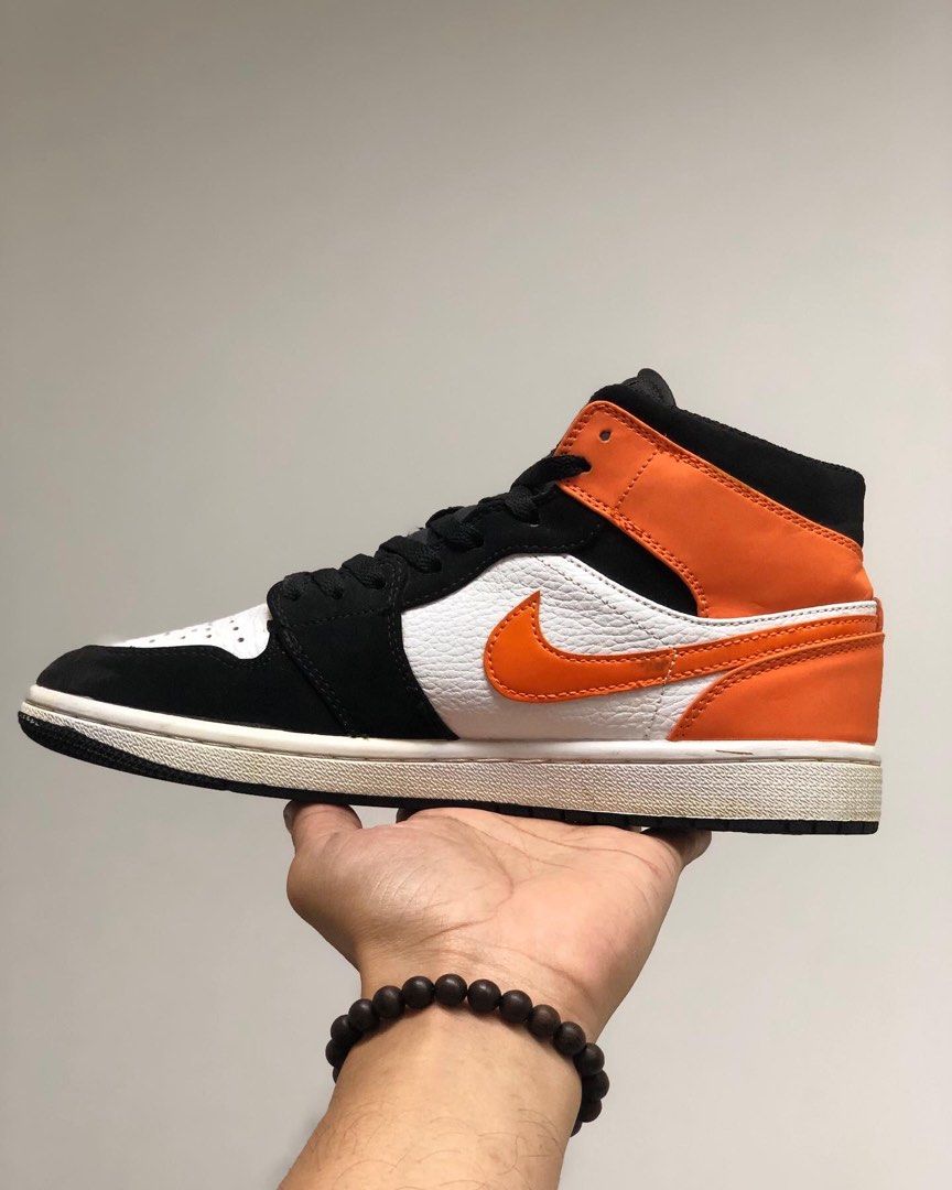 harga nike air jordan 1