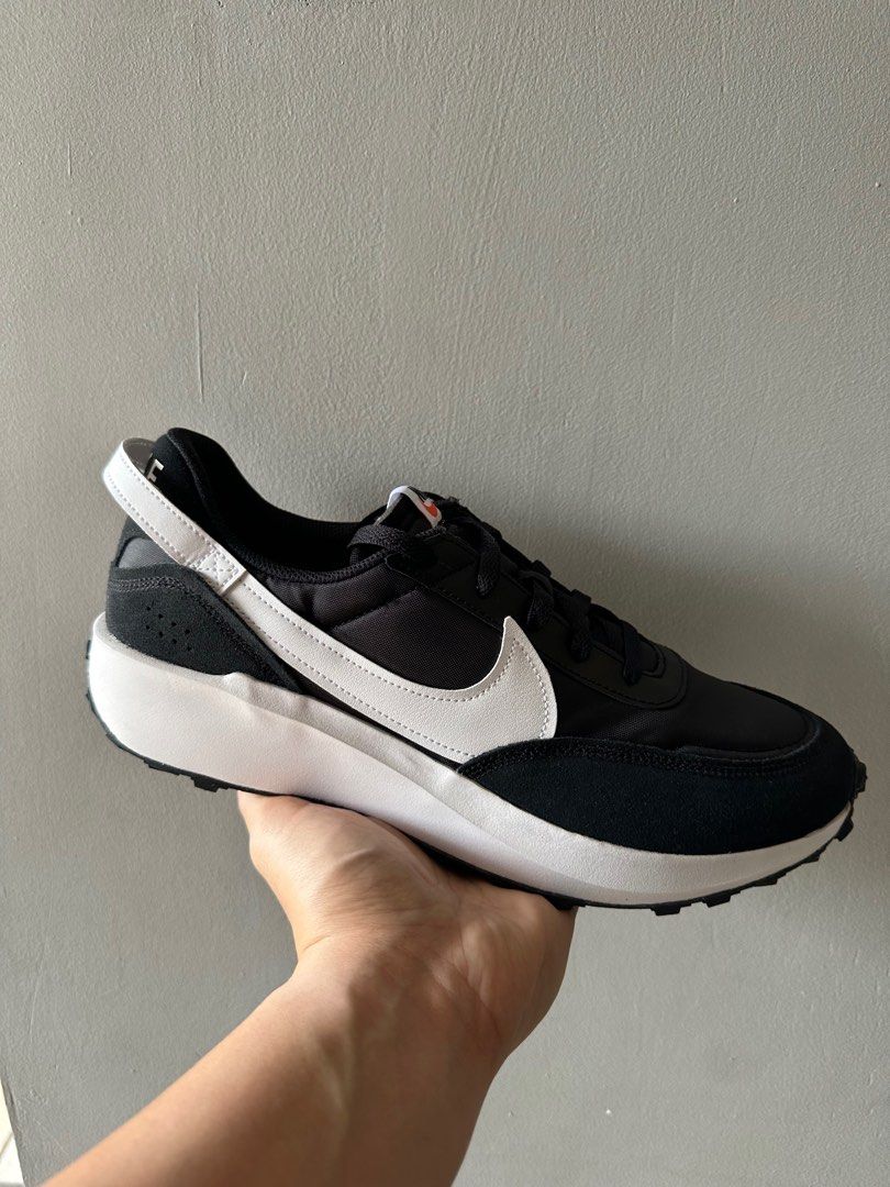 footlocker nike waffle