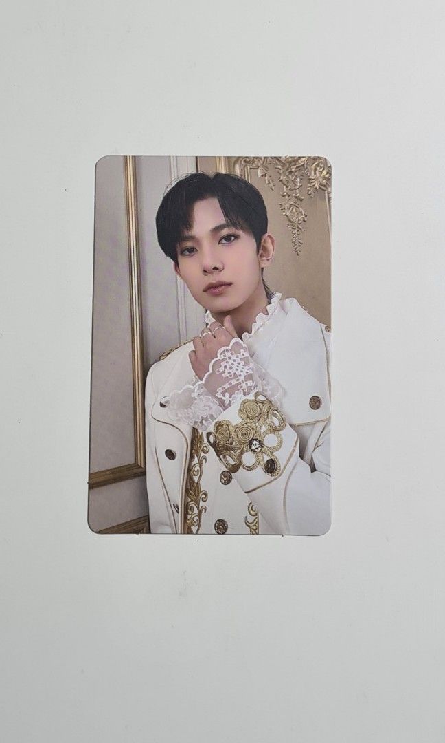 Official heesung pc, Hobbies & Toys, Memorabilia & Collectibles, K-Wave