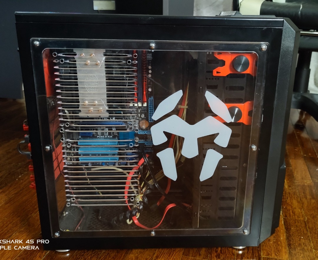 Old Pc Case, Computers & Tech, Parts & Accessories, Computer Parts on