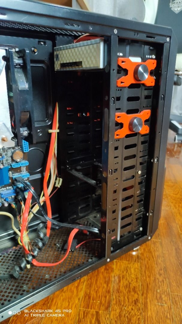 Old Pc Case, Computers & Tech, Parts & Accessories, Computer Parts on