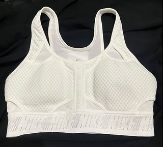 (Category: ) located in . Submitted by tineager (Listing ID 1199948973, Image 1). Description: .