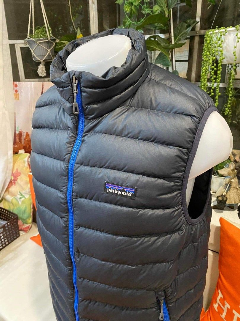 Patagonia Puffer Vest, Luxury, Apparel on Carousell