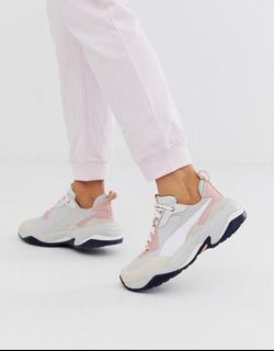 PUMA Thunder Rive Gauche, not adidas, nike, new balance