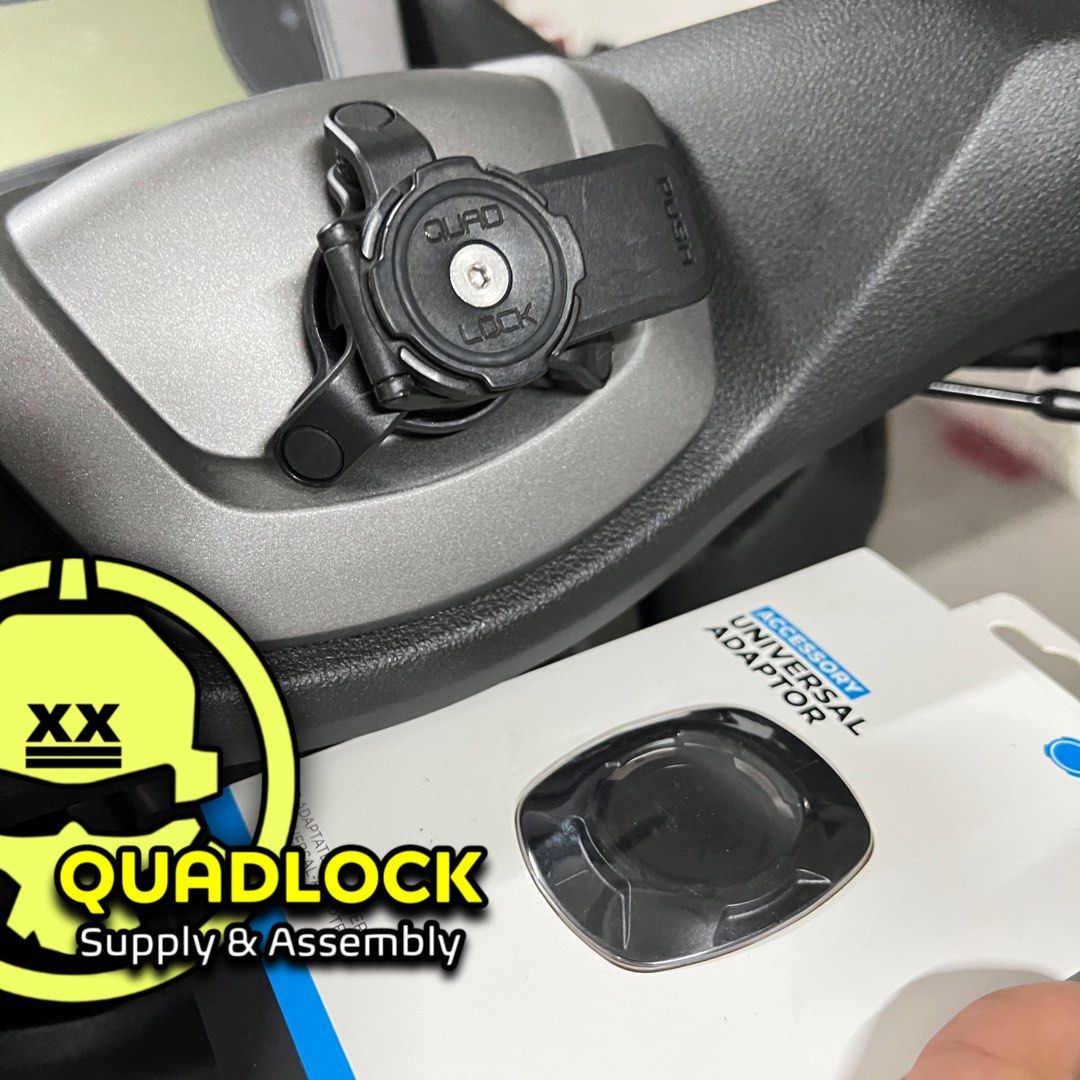 Quadlock Nmax V2, Motorcycles, Motorcycle Accessories on Carousell