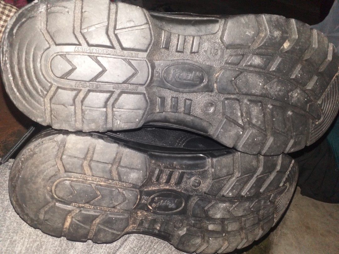 Safety shoes merk KENT, Fesyen Pria, Sepatu , Sepatu Boot di Carousell