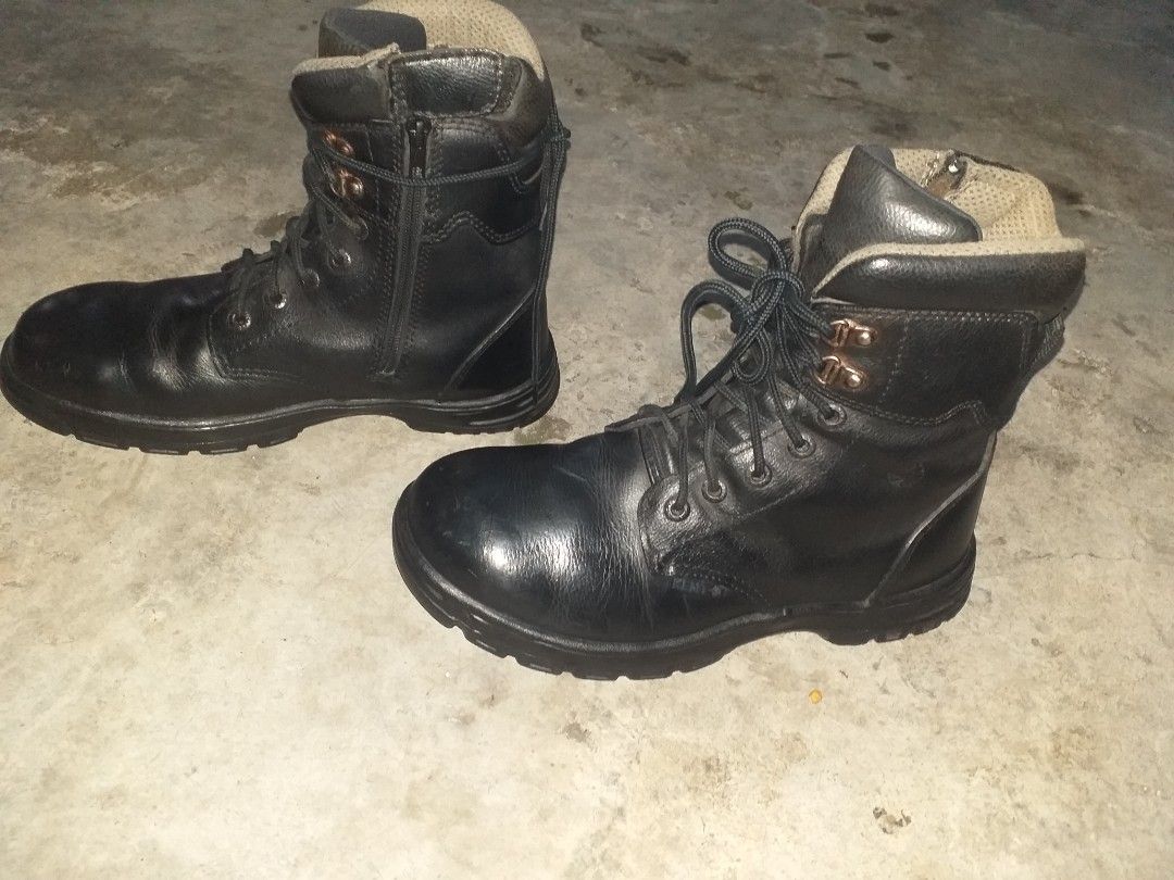 Safety shoes merk KENT, Fesyen Pria, Sepatu , Sepatu Boot di Carousell