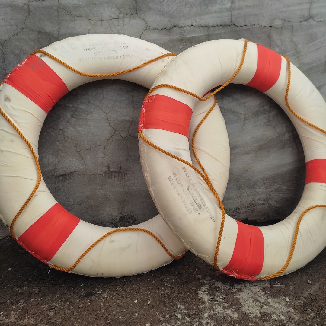 Safety Swimming Ring Life Preserver Lifebuoy With Rope, Sports