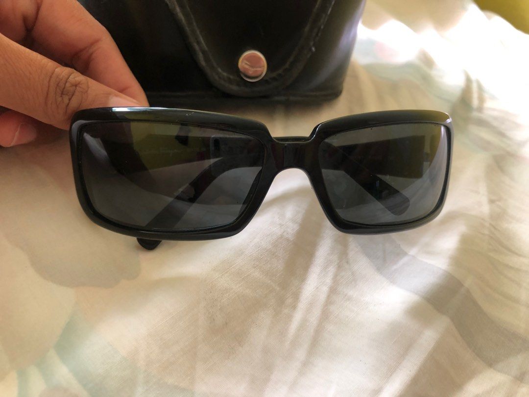 salvatore ferragamo shades