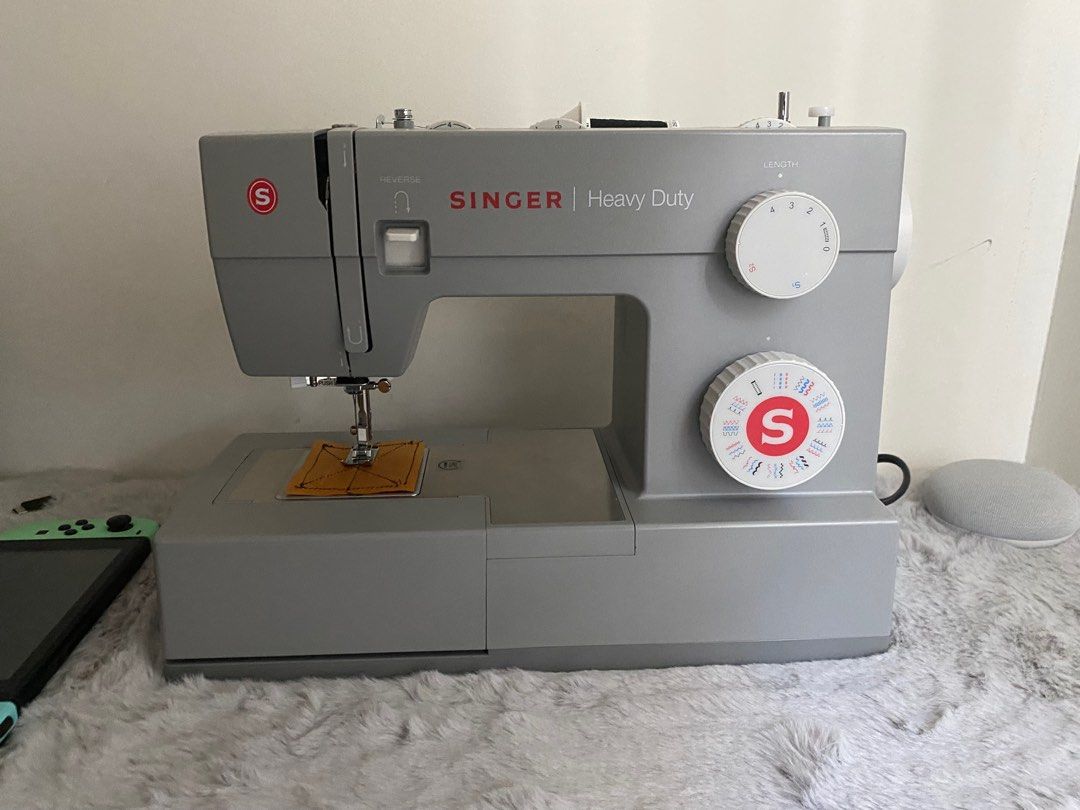 Singer Heavy Duty 4432 Sewing Machine, TV & Home Appliances, Other Home Appliances on Carousell