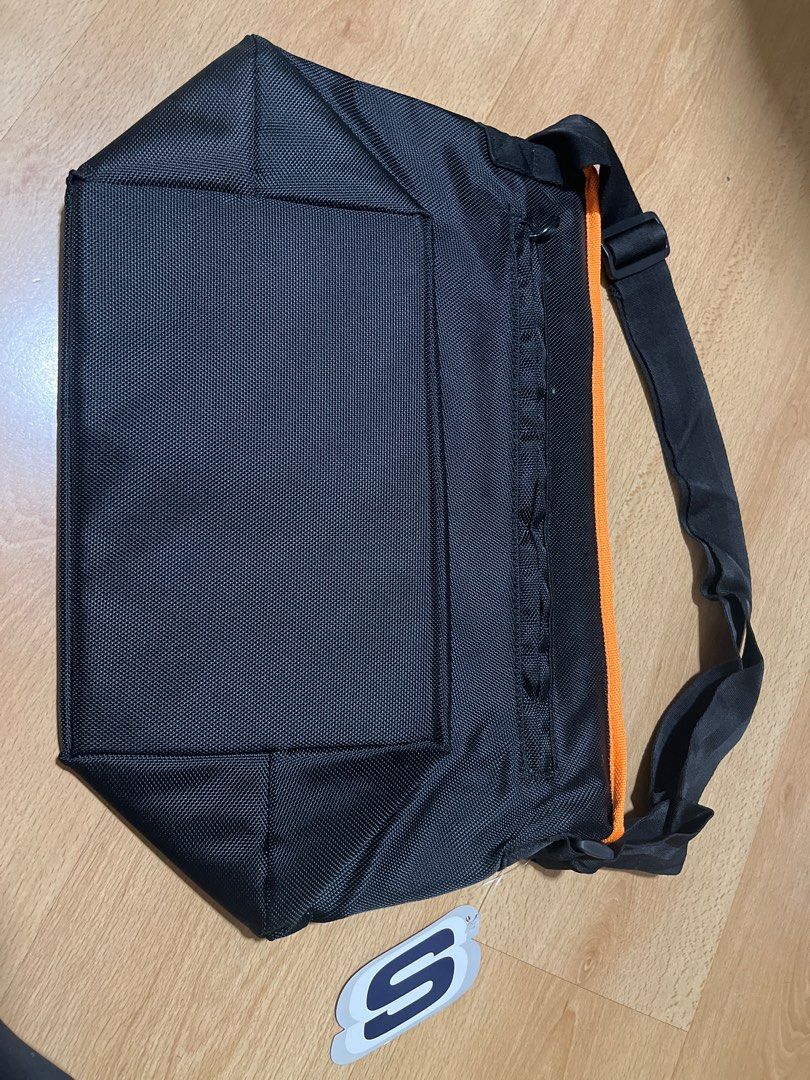 Skechers messenger bag, Men's Fashion, Bags, Backpacks on Carousell