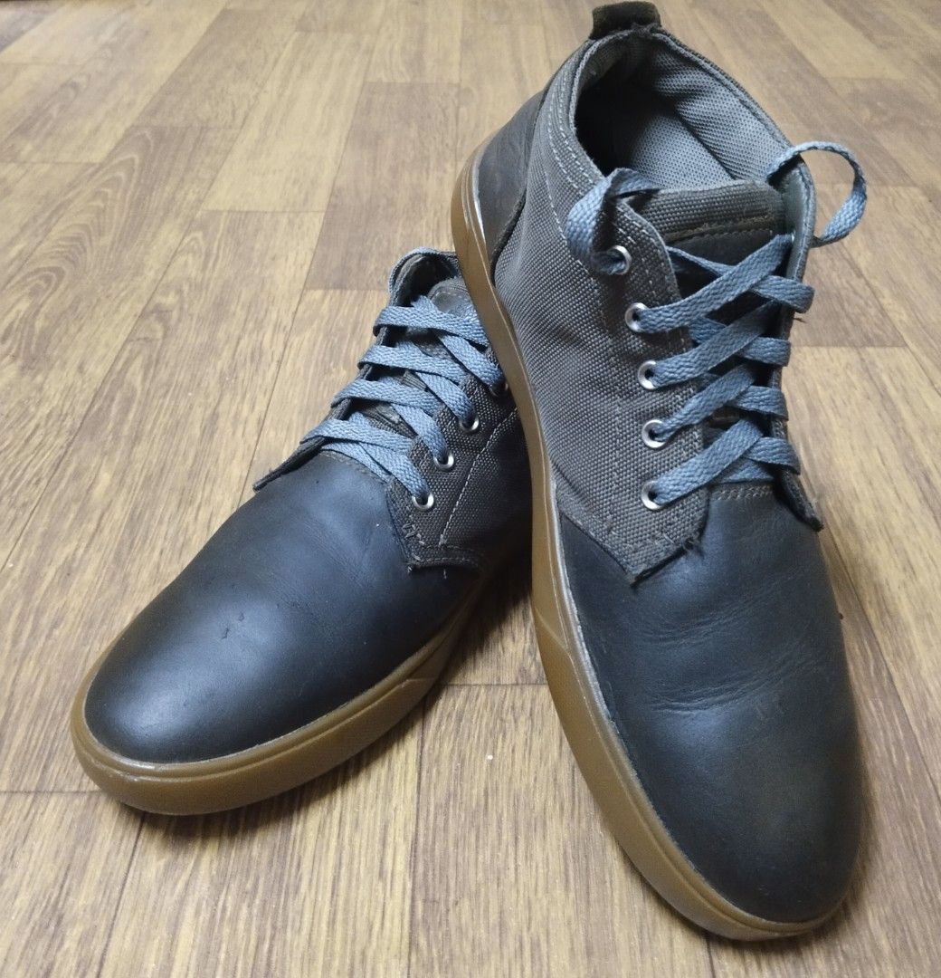 TIMBERLAND MEN GROVETON CHUKKA SHOES 8UK Men s Fashion Footwear