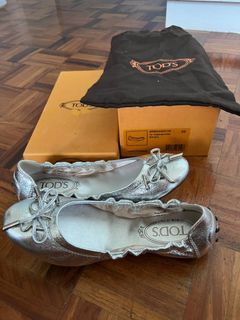Tods Dee Laccetto Ballet Flats - Silver