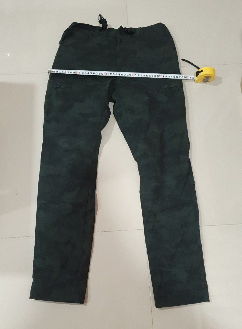 Uniqlo Heattech Warm Lined Pants(Cargo), Men's Fashion, Bottoms, Trousers  on Carousell