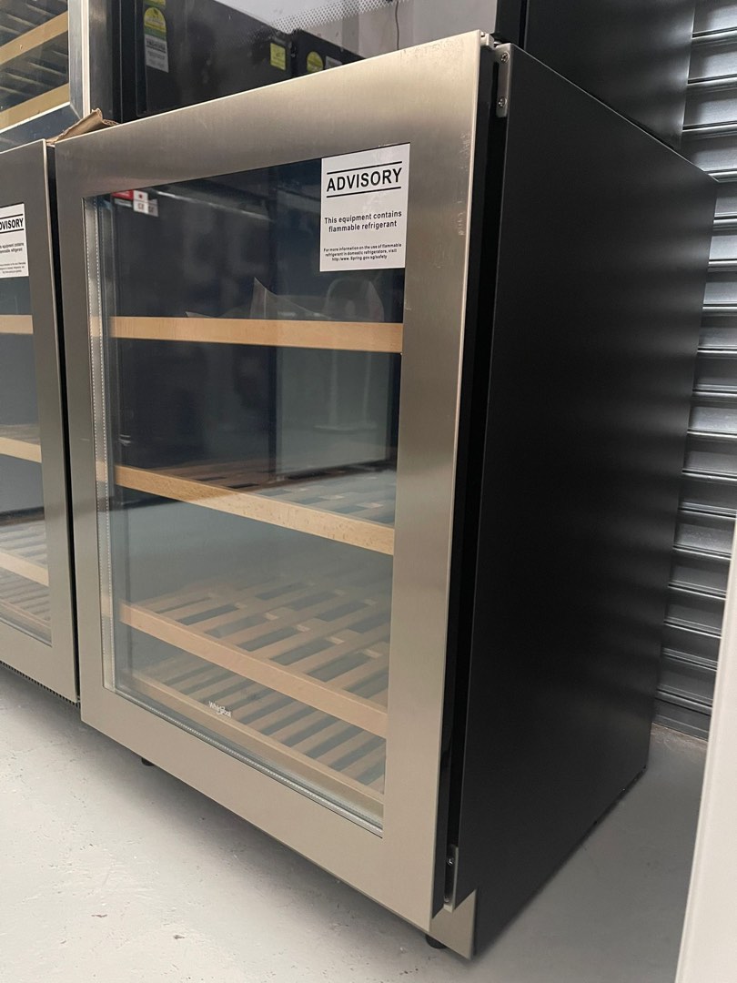 Whirlpool ARC1501 Wine Cooler 48 Bottles Display set, TV & Home