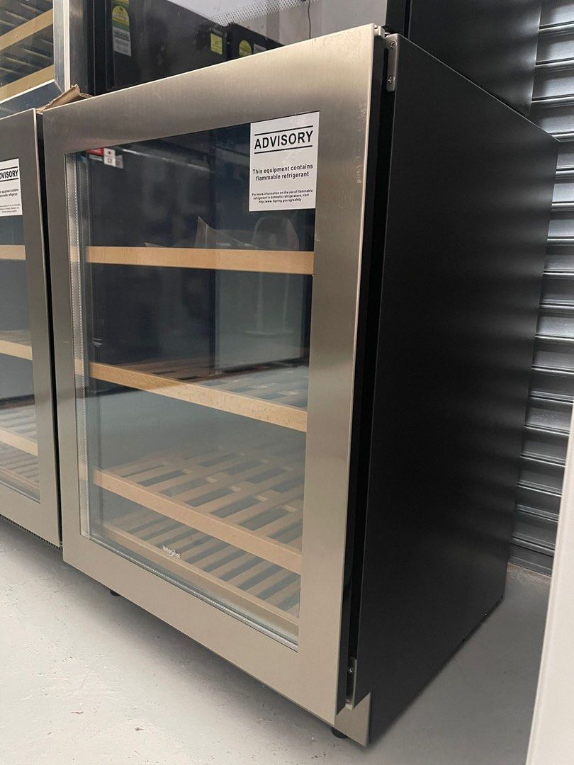 Whirlpool ARC1501 Wine Cooler 48 Bottles Display set, TV & Home