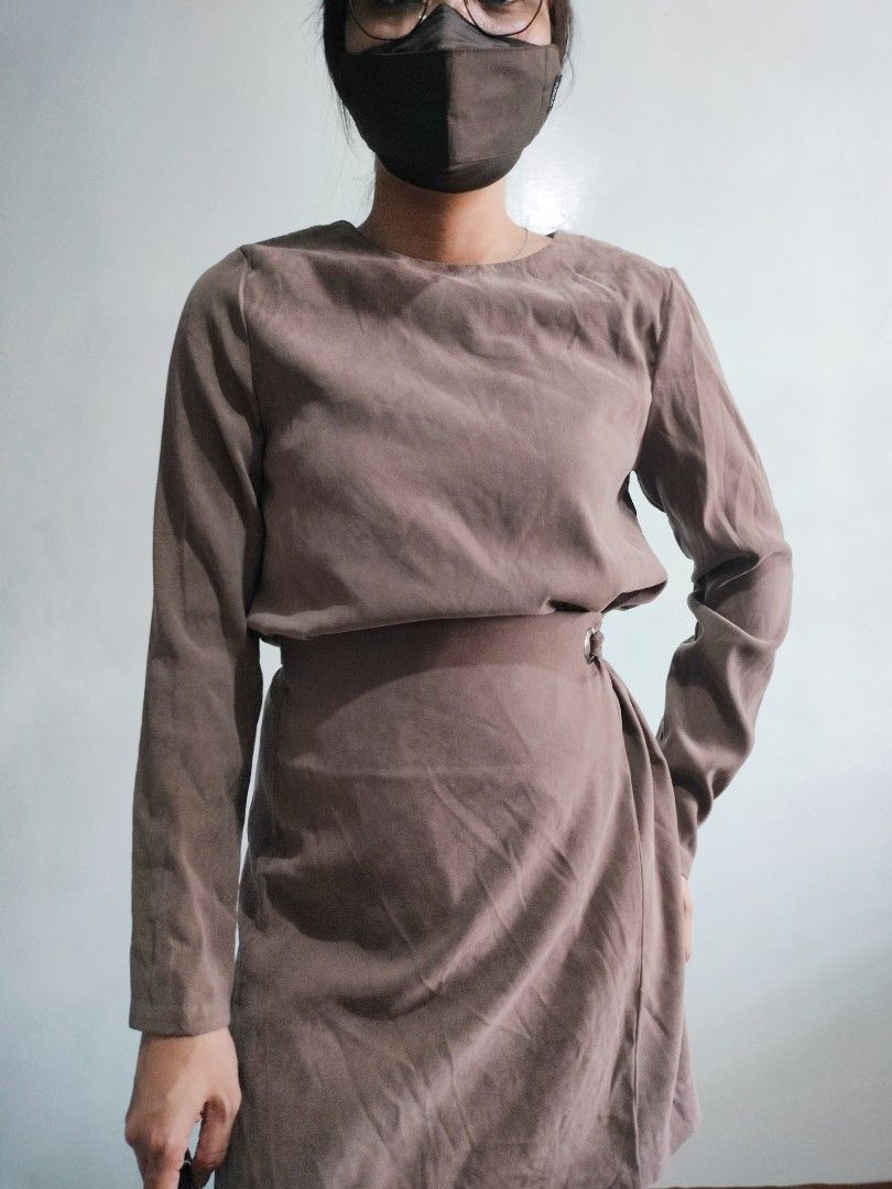 Wrap skirt dress (Category: Dresses) located in Santa Rosa. Submitted by jaypi.declutter (Listing ID 1199988087, Image 2). Description: Best fit for XS to S frames For more information, please send me a message..