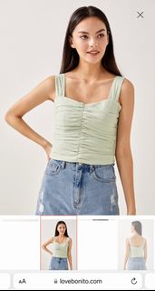(Category: ) located in . Submitted by hersneakerscollection (Listing ID 1199929169, Image 1). Description: .