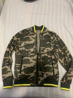 Zara bomber jacket camouflage (aunthetic)
