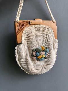 (Category: ) located in . Submitted by vintervintage (Listing ID 1194529570, Image 1). Description: .