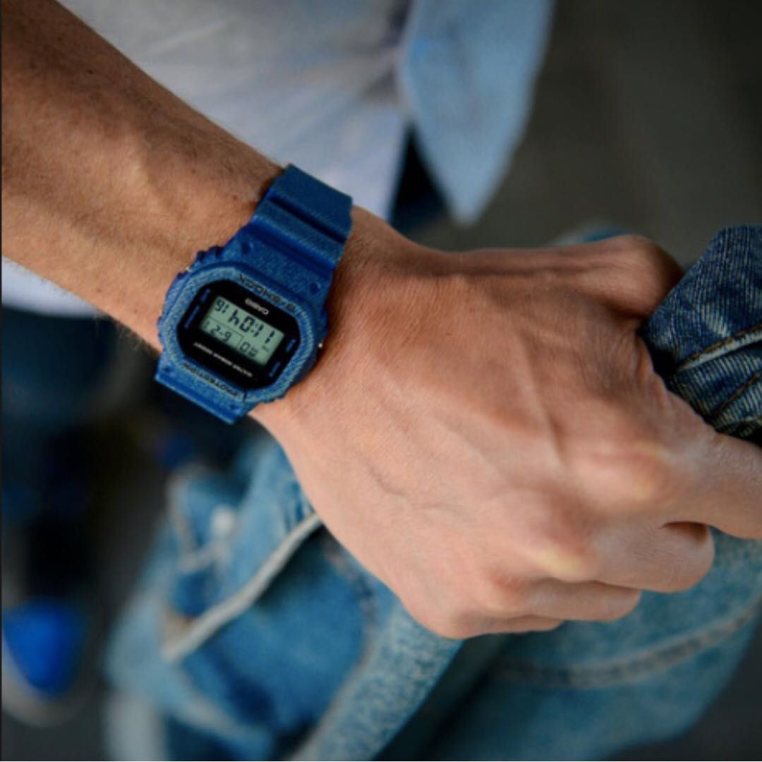 Authentic G Shock DW 5600DE 2DR from the Denim Colour Series DW 5600DE2 DW 5600 DW5600 G Shock