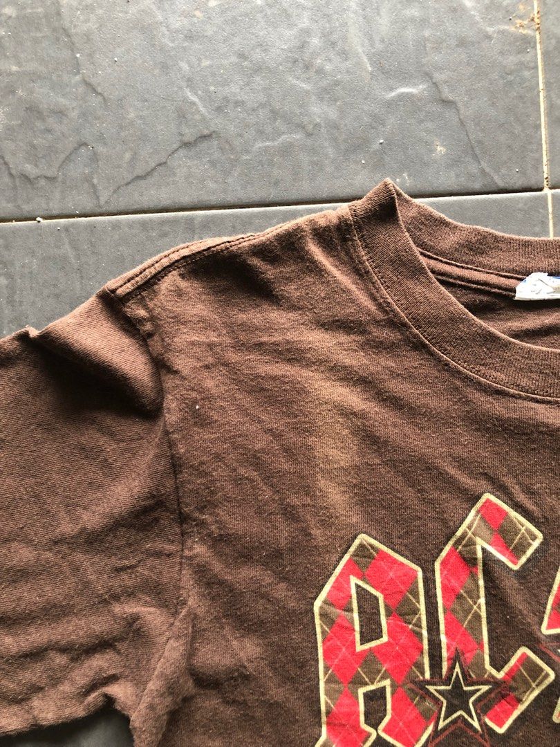 acdc (Category: Tshirts & Polo Shirts) located in Kuantan. Submitted by donut.thrift (Listing ID 1194530909, Image 3). Description: pit 18 labuh 25 size S .