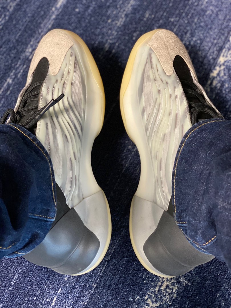 yzy qntm adults qntm stockx