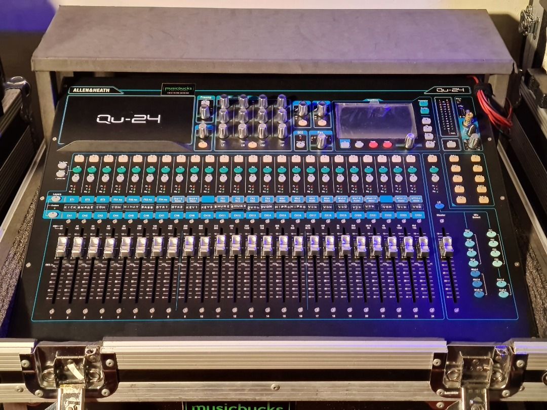 Allen&Heath Qu24 Chrome Edition Digital Mixer 24ch, Audio, Other Audio Equipment on Carousell