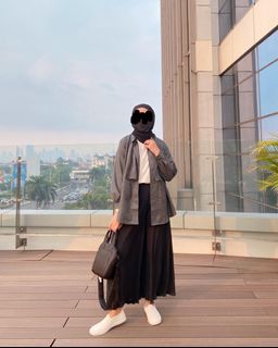 Atasan Abu Tua / Dark Grey Top (Busui Friendly) Juné 