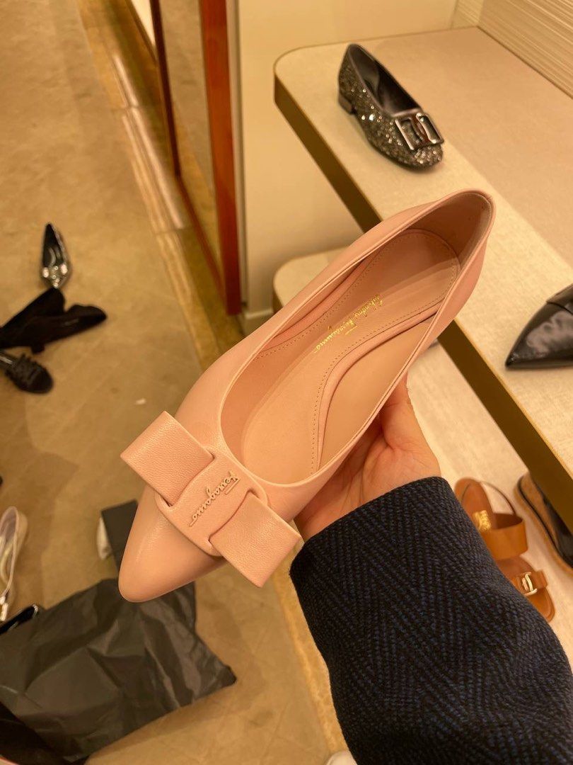 Salvatore ferragamo best sale viva ballet flat