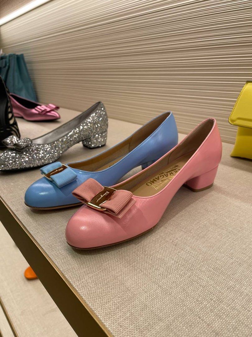Authentic Salvatore Ferragamo Vara Pump Luxury Sneakers