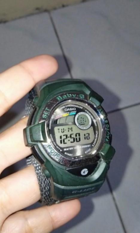 Baby G Hijau camouflage