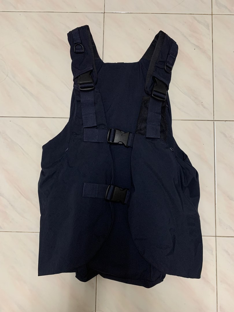nike vest bag
