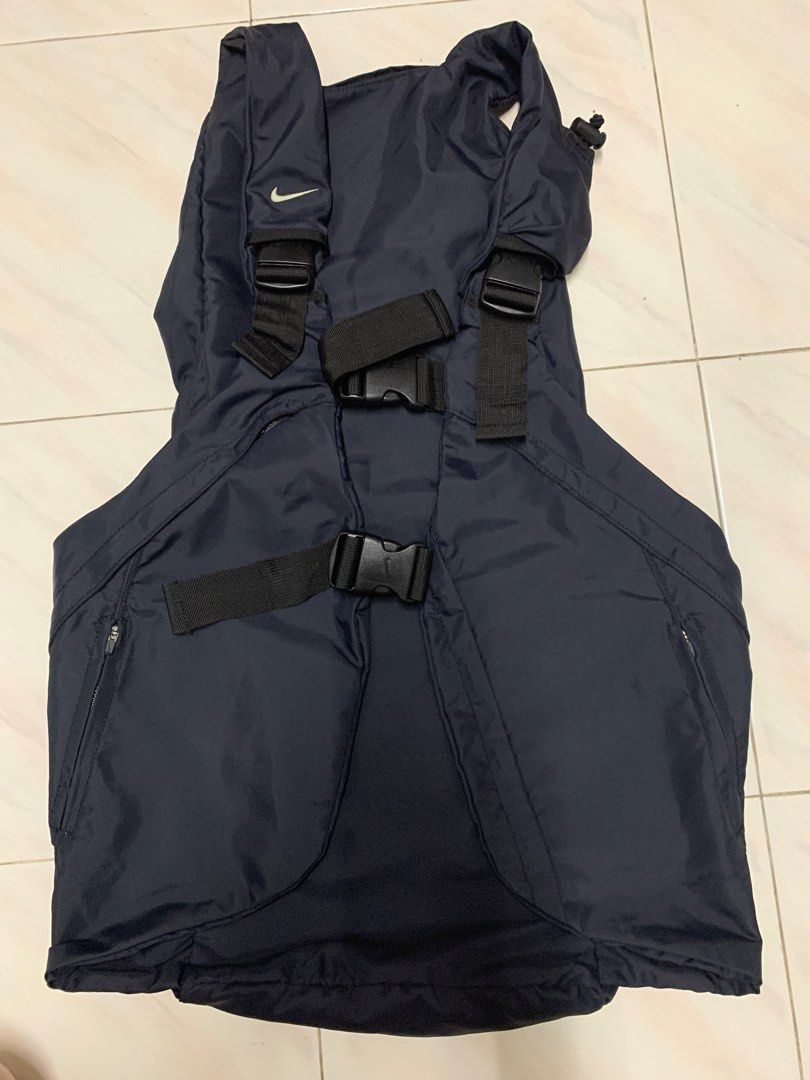 Nike store vest bag