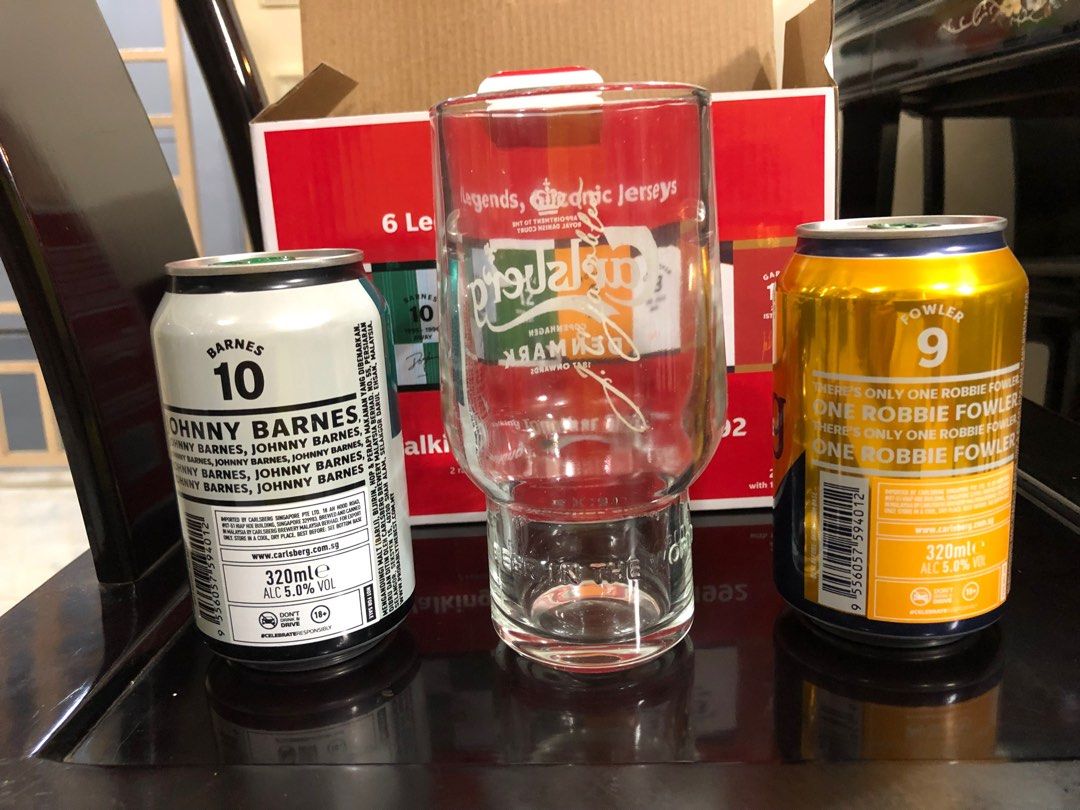 Carlsberg Liverpool FC probably the best beer in the world, Hobbies & Toys, Memorabilia 