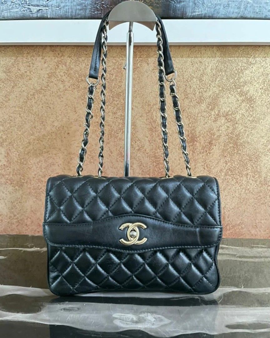 Chanel coco discount vintage flap bag