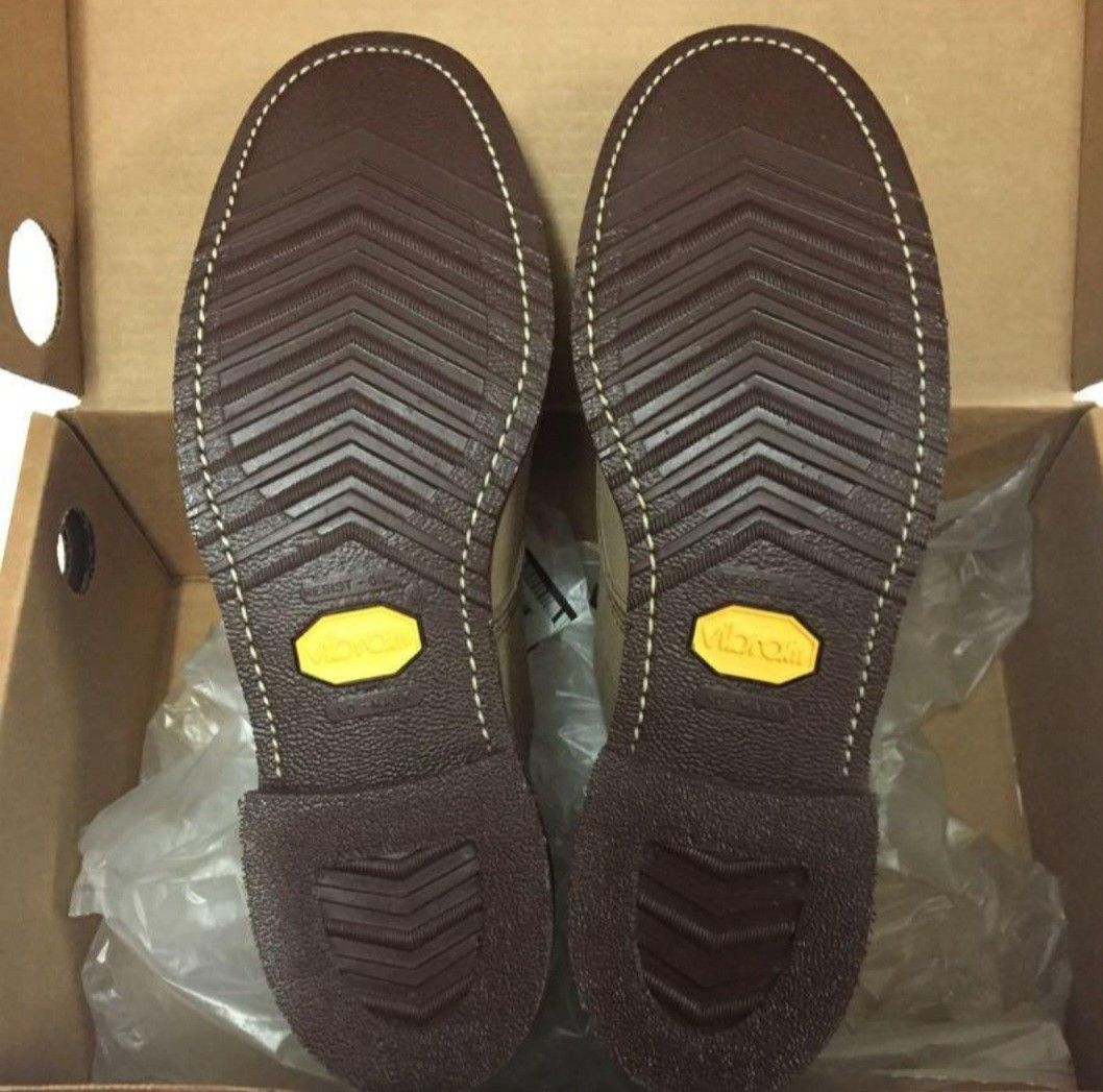 Chippewa oxford shoes top