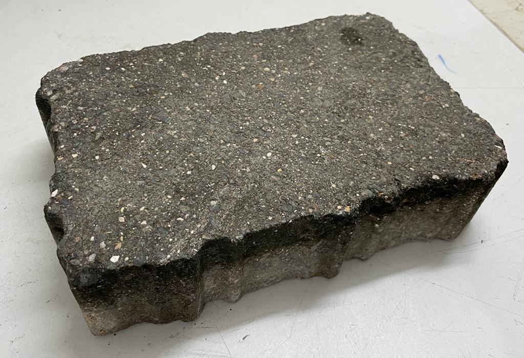 Concrete Block Bricks Paver Stand Base Kerb Size 240mm x 160mm x 60mm ...