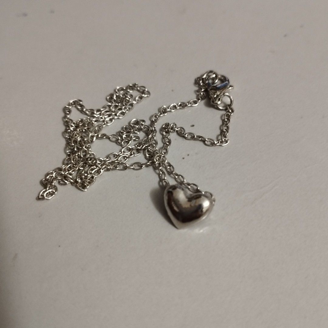 Cute best sale small necklaces
