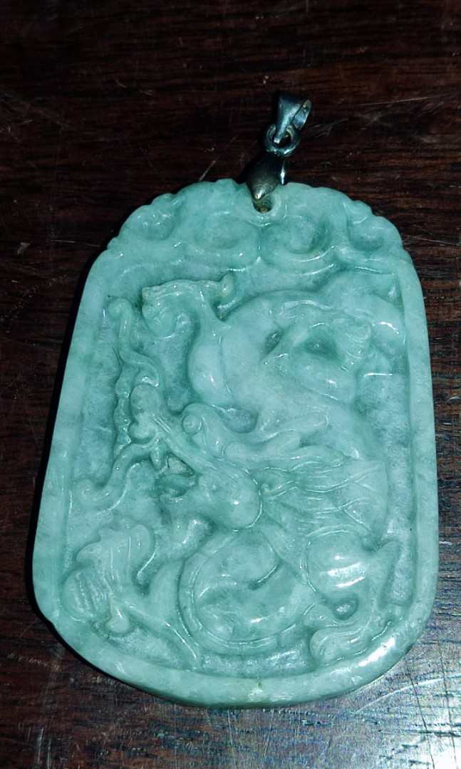 Dragon Jade Pendant, Hobbies & Toys, Collectibles & Memorabilia