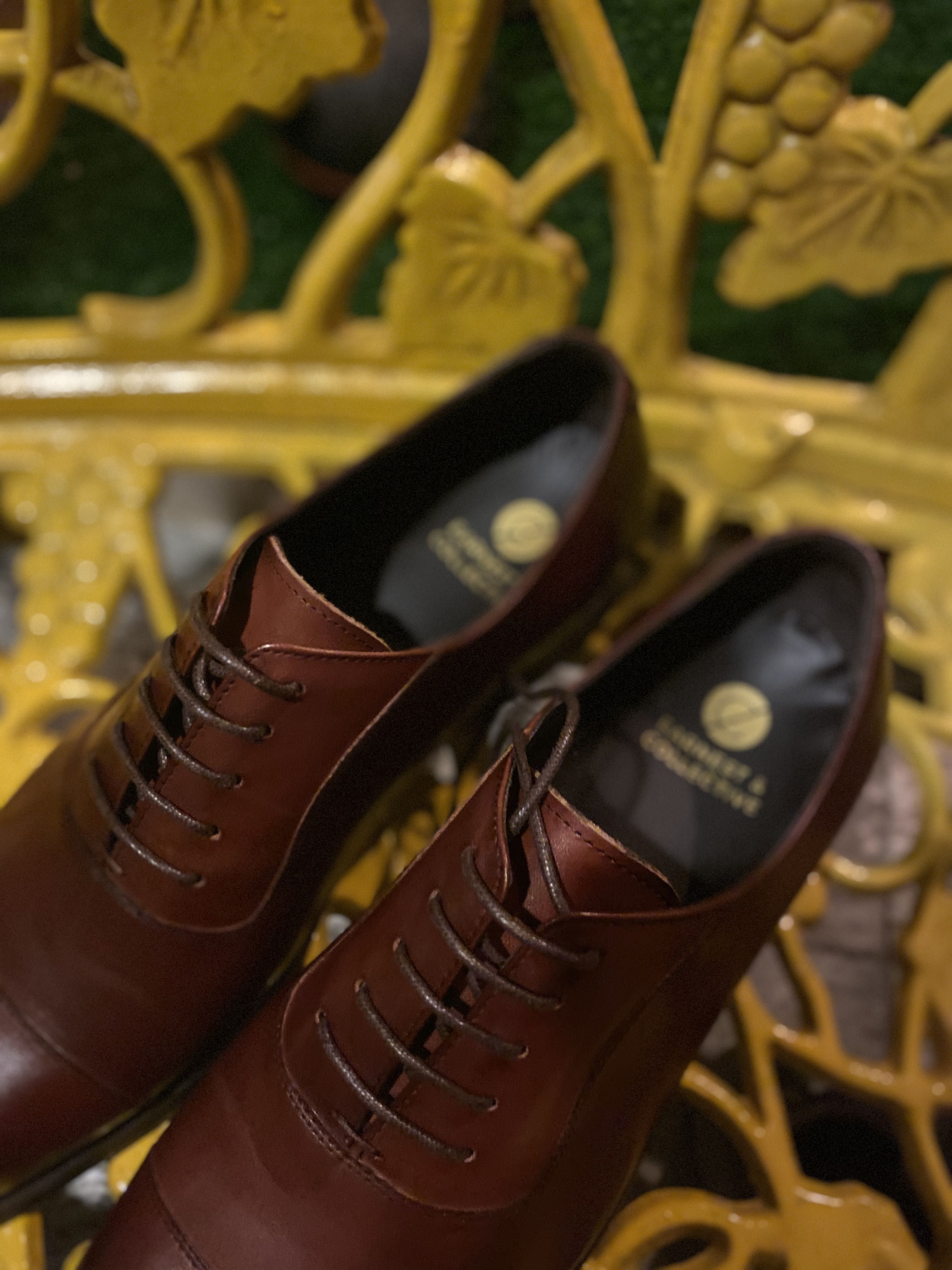 Maroon oxfords sale