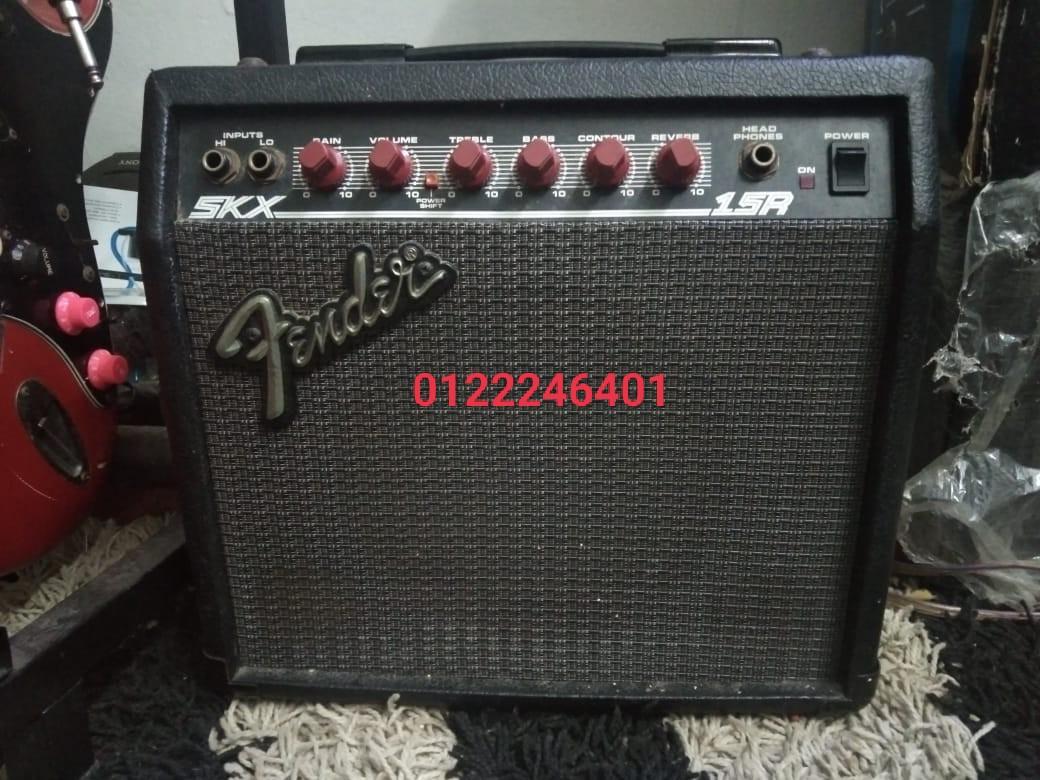Fender skx best sale 15r