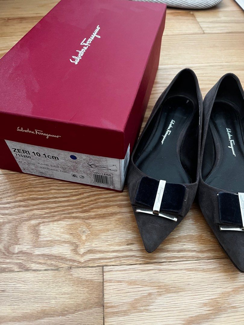 Ferragamo zeri flats hotsell