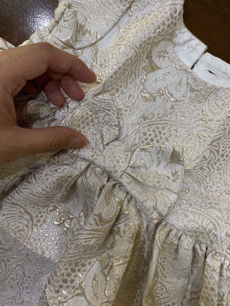 Formal dress for 3-6 mos (Category: Babies & Kids Fashion) located in Quezon City. Submitted by nestingmomma (Listing ID 1194435131, Image 3). Description: For 3-6 mos. No issues. Like new.Decluttering. Gogoexpress/grab/lalamove by buyer.