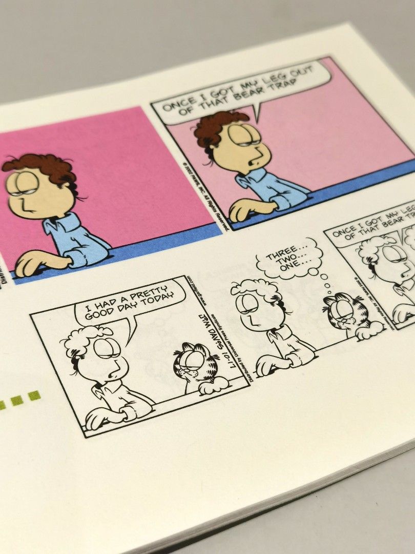 Garfield minus garfield comic komik by jim davis hobbies toys books