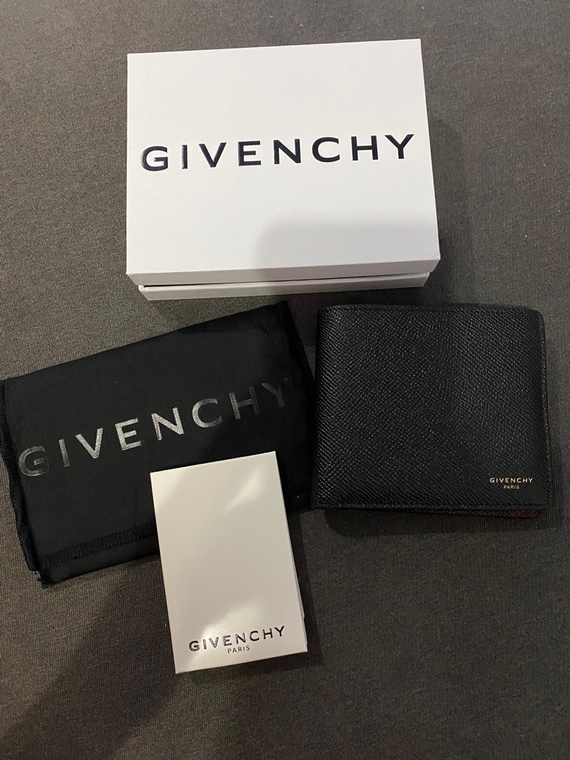 Givenchy Men's Wallet, Men's Fashion, Watches & Accessories, Wallets & Card  Holders on Carousell