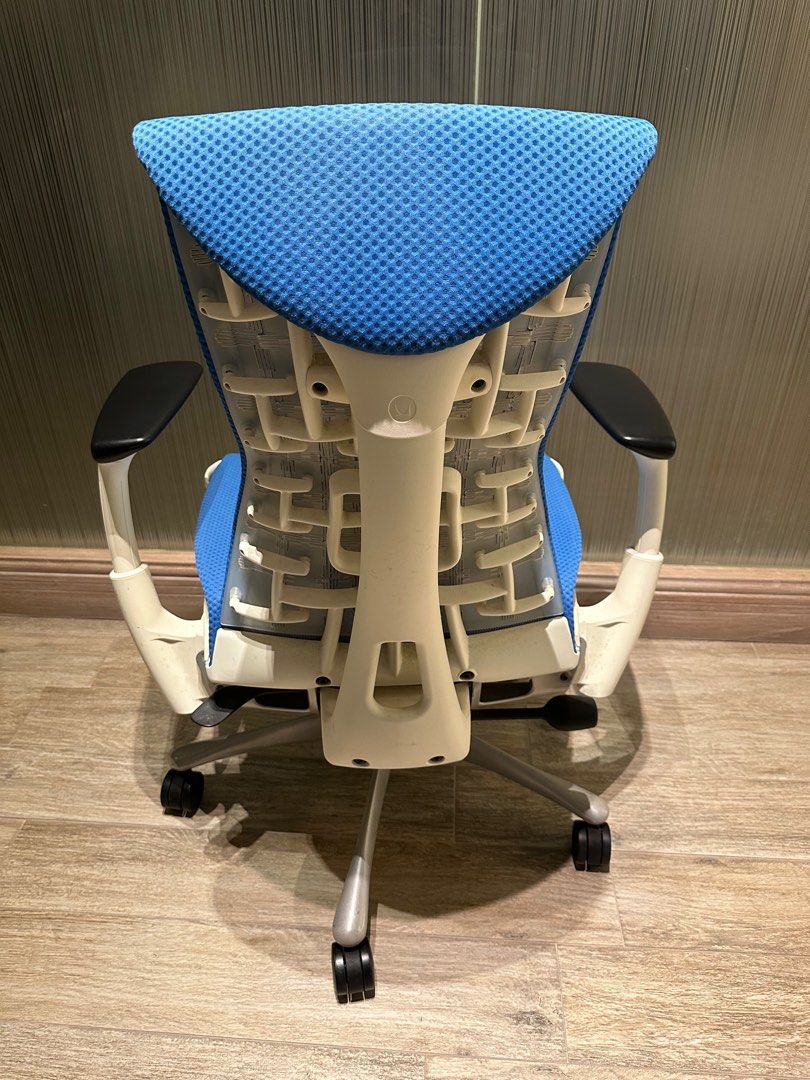 Herman Miller Embody, 傢俬＆家居, 傢俬, 椅子 Carousell