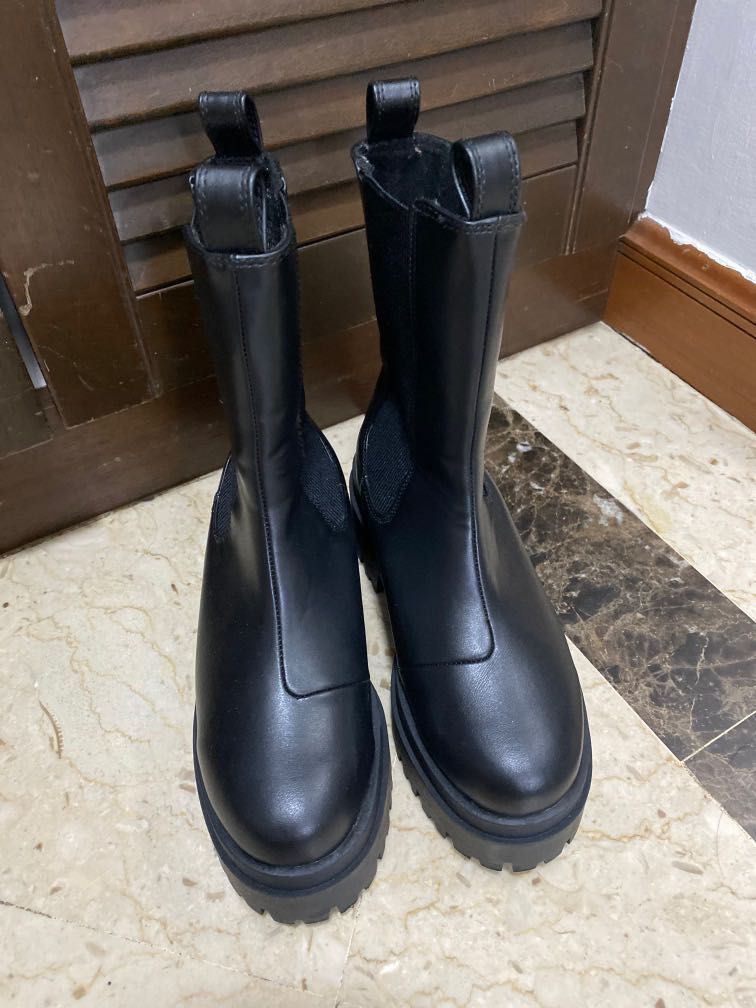 H&m 2025 flat boots